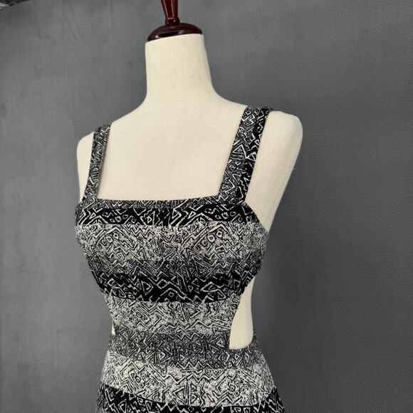 Nom De Plume Yaya Abstract Geometric Print Maxi Dress M Black White Cut Outs - Picture 5 of 13